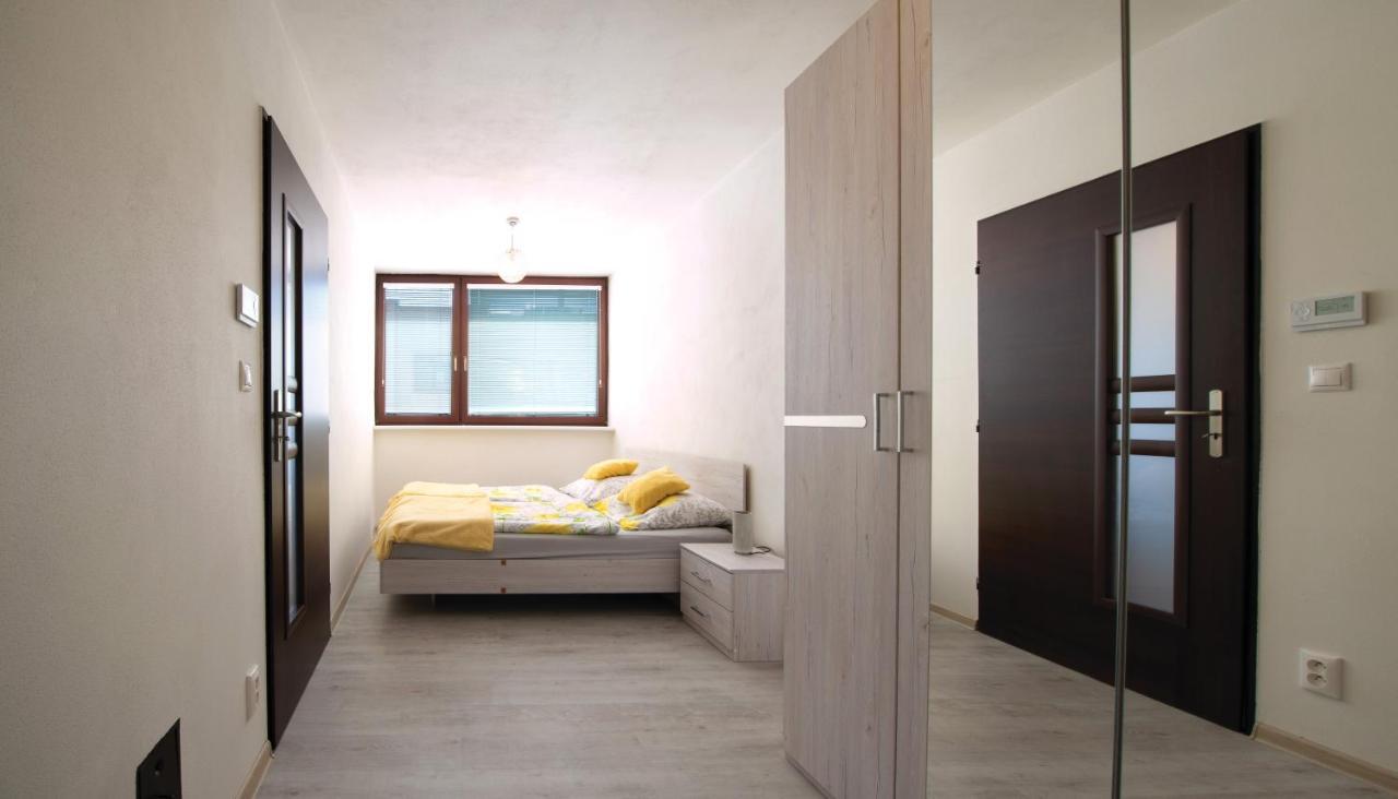 Apartman Mandala Banska Bystrica Exterior photo
